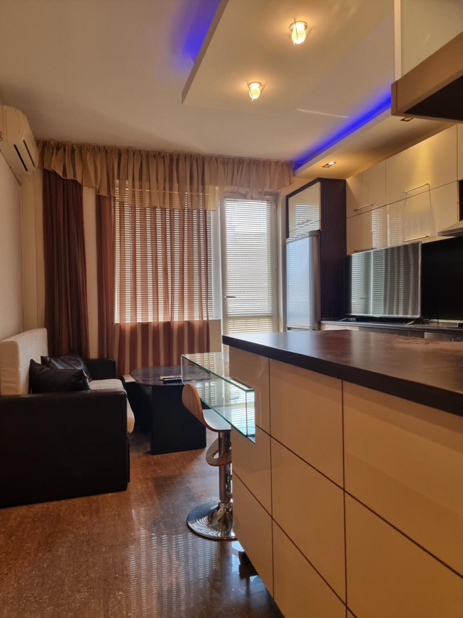 Апартамент Ломбарди Varna Exterior photo